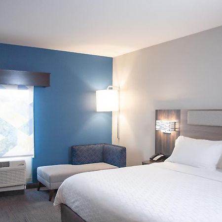 Holiday Inn Express & Suites Overland Park, An Ihg Hotel מראה חיצוני תמונה