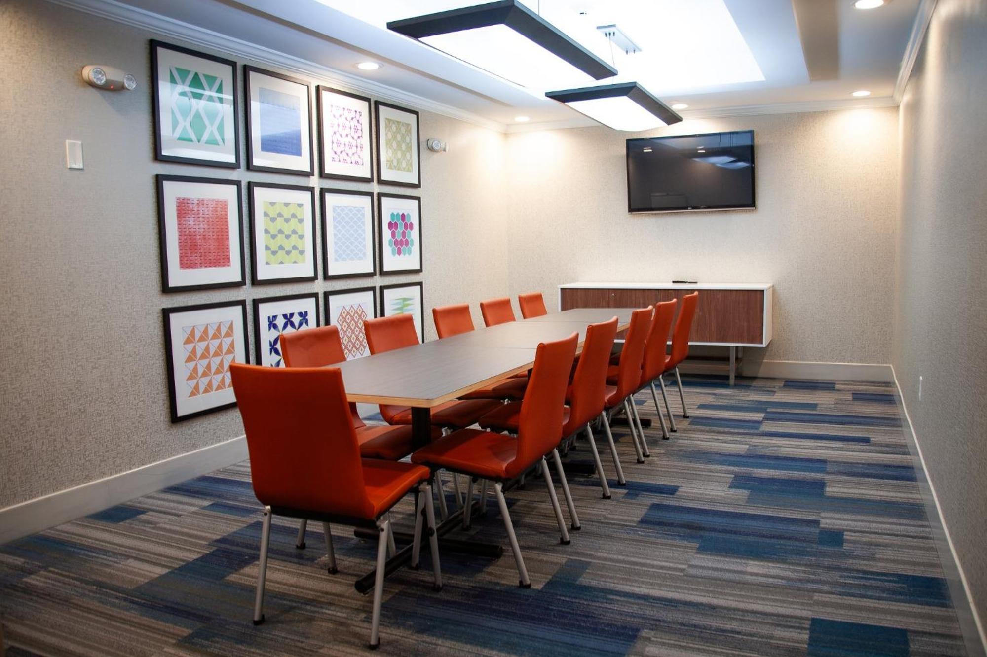 Holiday Inn Express & Suites Overland Park By Ihg מראה חיצוני תמונה
