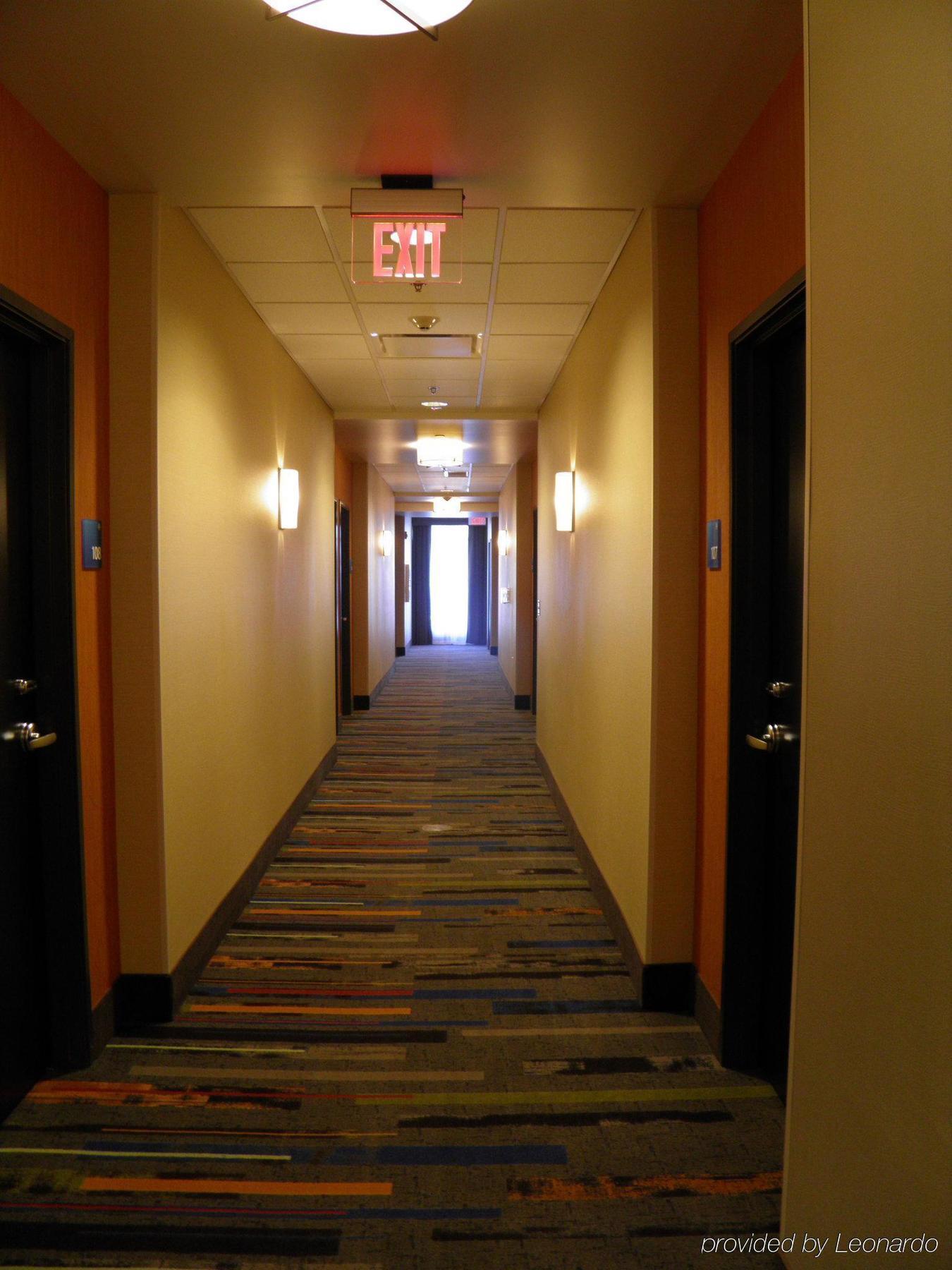 Holiday Inn Express & Suites Overland Park By Ihg מראה חיצוני תמונה