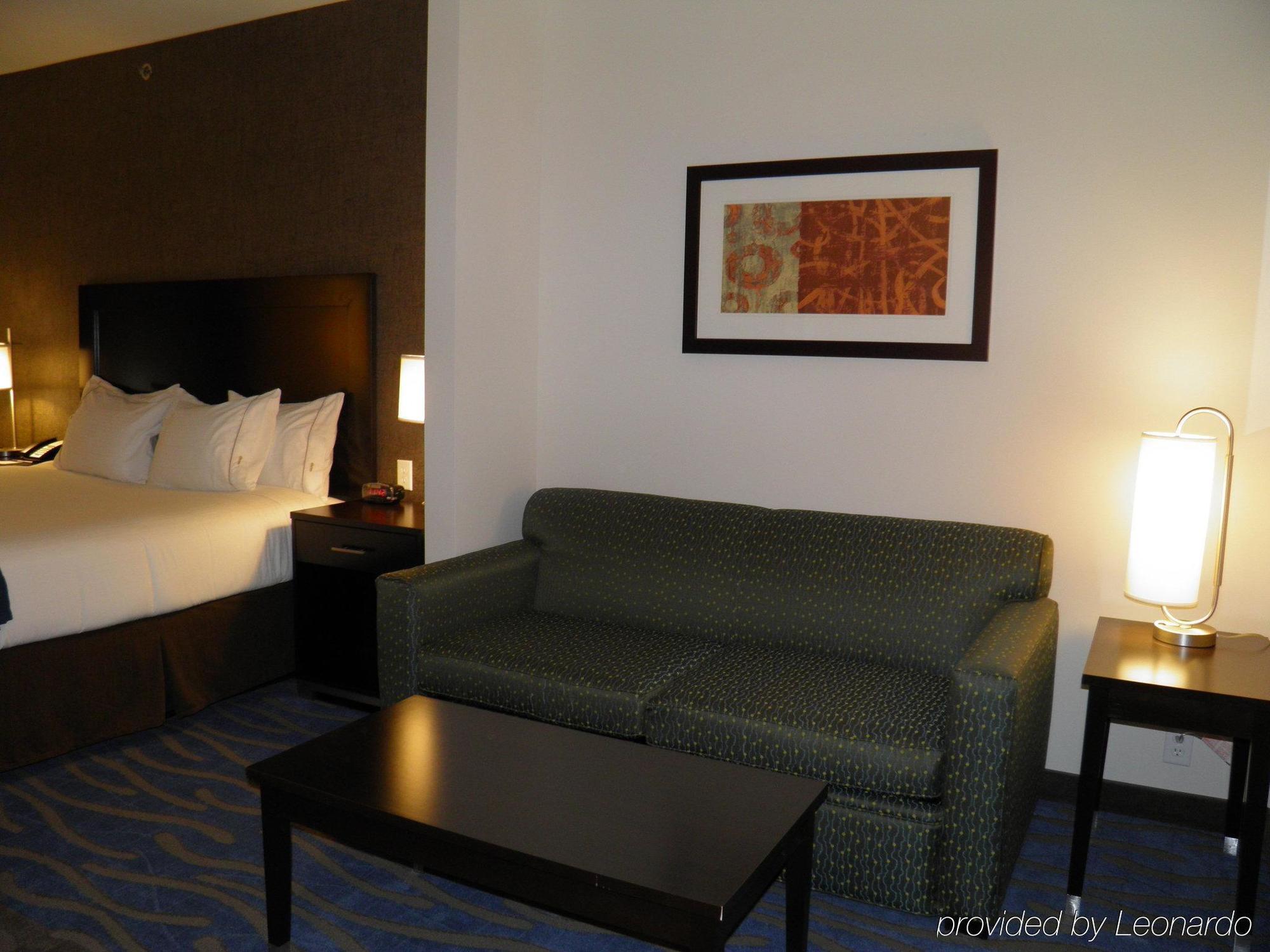 Holiday Inn Express & Suites Overland Park By Ihg מראה חיצוני תמונה