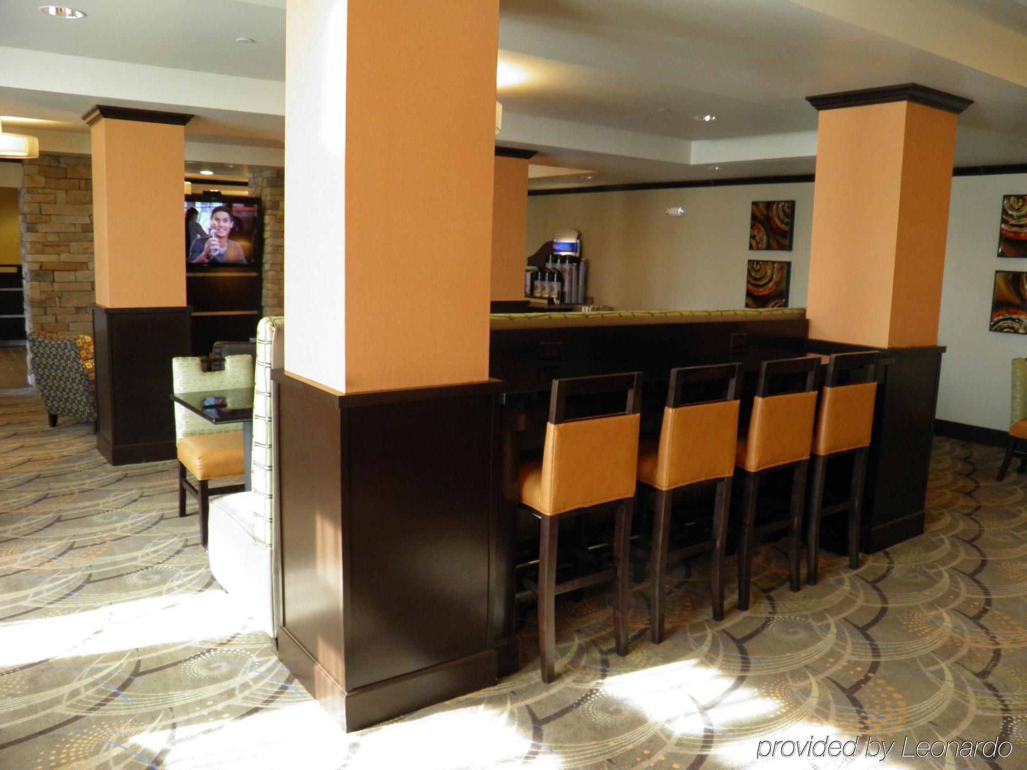 Holiday Inn Express & Suites Overland Park By Ihg מראה חיצוני תמונה